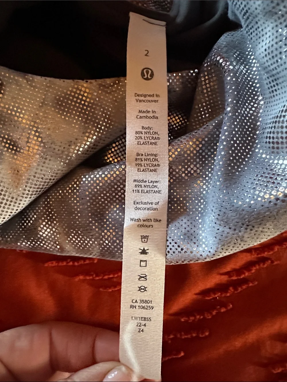 lululemon athletica Metallic Silver Cropped Athletic Tank - Picture 5 of 5